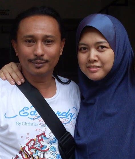 Tengku permaisuri norashikin (born norashikin binti abdul rahman; uncleseekers: Yang Amat Mulia Permaisuri Siti Aishah Lawan ...