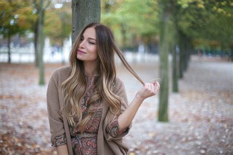 Scopri orari di apertura e contatti del negozio kiko: How to wear a Boho dress & over the knee boots | My Blog