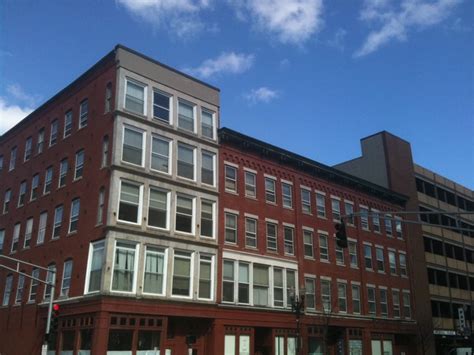 Smooth work commute, popular bars and nightlife, nearby restaurants and grocery stores, and safety. Colton Apartments For Rent in Worcester, MA | ForRent.com
