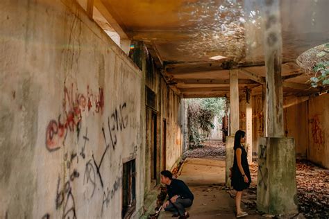 The dark mansion, located at the center of george town penang, is the first and only 3d glow in the dark museum in malaysia. Jinhui & Kandis // Dark Mansion Adventure - Hong Ray ...