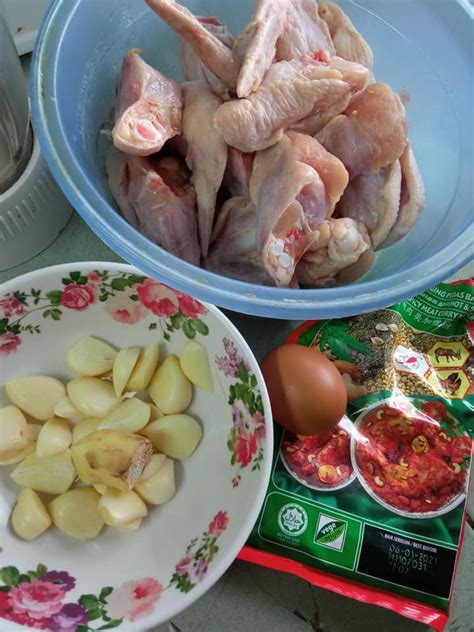 Ayam goreng tepung ala kfc sudah selesai dibuat. Ayam Goreng Ranggup Favourite Anak. Guna Serbuk Kari ...