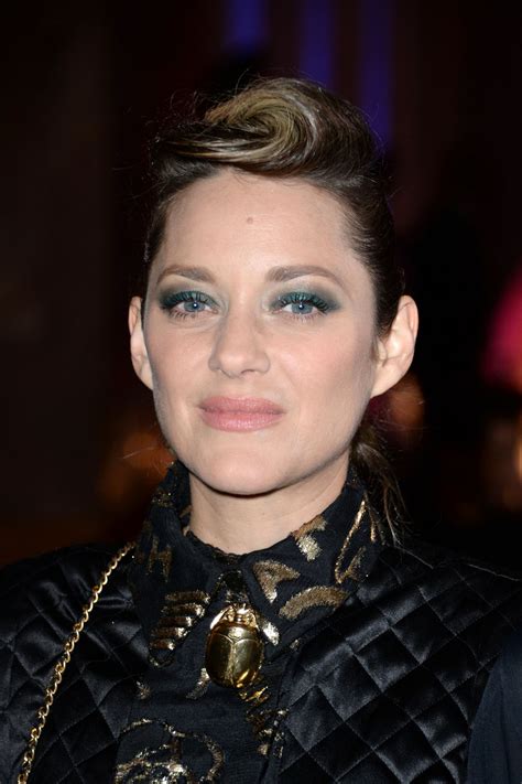 La vengeance au triple galop sur canal+ : Marion Cotillard - 2019 Cesar Revelations Bash • CelebMafia