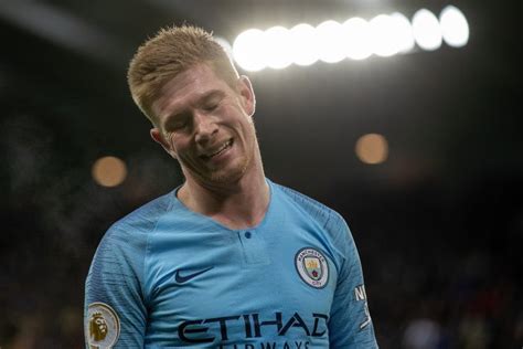 De bruyne picked up an injury on international duty, which was far from ideal given man city's other injury problems in attack, as the playmaker returned early from belgium duty. Kevin De Bruyne zou niet weten wat doen zonder zijn vrouw ...
