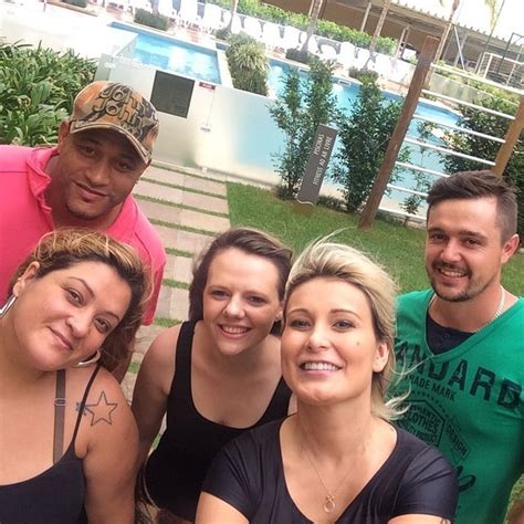 Andressa urach abre álbum de fotos de fim de semana em família. Pai de Andressa Urach sobre sexo entre os filhos: 'Não ...