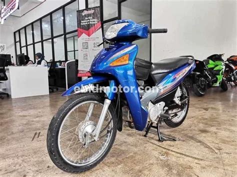 It is available in 4 colors, 2 variants in the malaysia. Senarai Motosikal Mampu Dimiliki Oleh Golongan Bergaji RM4 ...