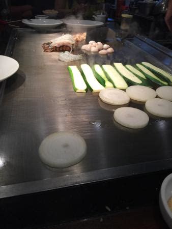 What are some restaurants close to sheraton mission valley san diego hotel? Benihana, San Diego - Mission Valley / Hotel Circle - Menu ...