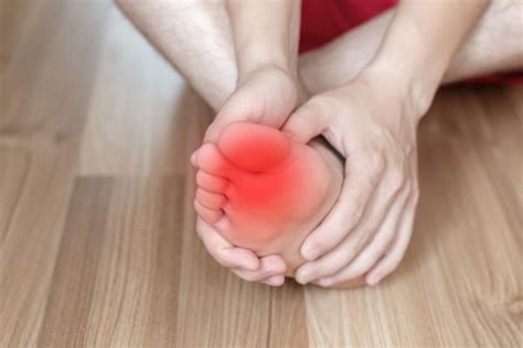 足指がかゆいしもやけと水虫の違いとは？見分け方とオススメ ...