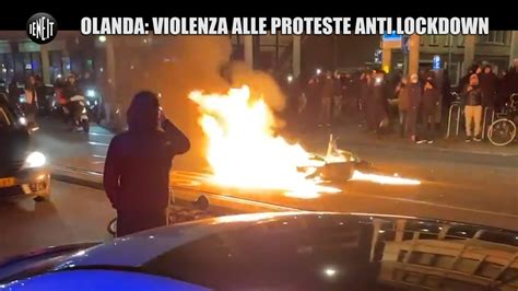 După protestele vestelor galbene în olanda acum se pregătesc să iasă în stradă vestele roșii. Olanda: violenza alle proteste anti lockdown e coprifuoco ...