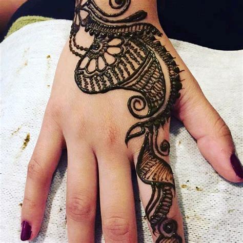 Serving toronto and the surrounding area. Henna artist Henna / Mehndi Artists Toronto Ontario