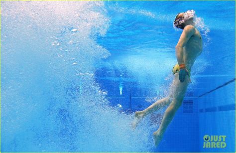 Tom daley and dan goodfellow towel off after completing a dive together during a training session at the maria lenk aquatics centre on thursday (august 4) in rio de after the last olympics, i didn't want to dive again, tom revealed recently. Tom Daley & Matthew Mitcham Advance in Olympics Diving ...