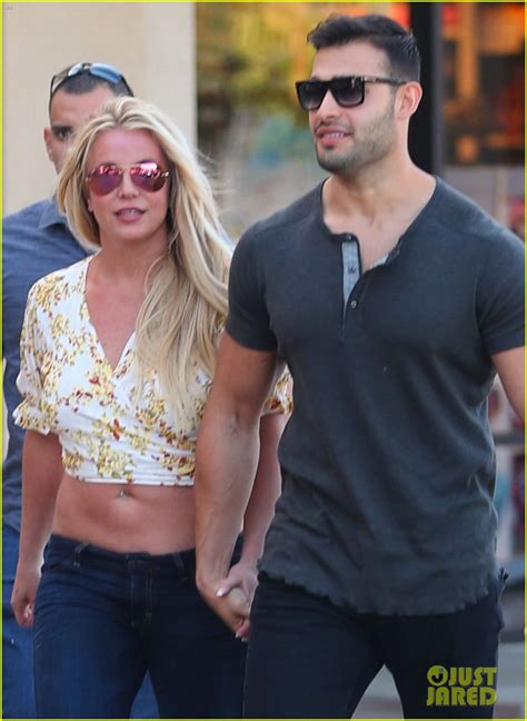 A comprehensive list of britney spears loves, ex boyfriends, and breakup rumors. Britney Spears Speaks Out About Future Performances While ...