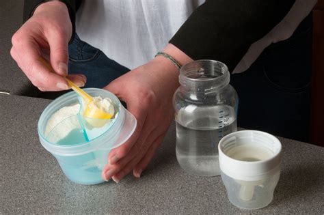 Is it time to move on to a cup? How to make up baby formula - NHS