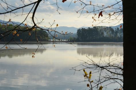 Lake chatuge campground sunnyside rd , hiawassee, ga 30546. Waterfront Homes For Sale on Lake Chatuge