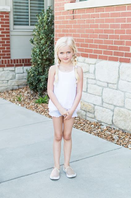 Find the world's best agencies. Child Modeling 101: Are you sure? - Daphnie Pearl