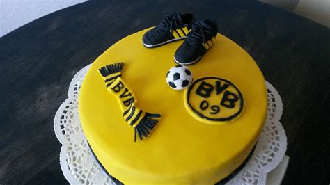 Über 13 bewertungen und für super befunden. BVB 09 Torte Dortmund Fußball Schuhe Fanschal in 2020 ...