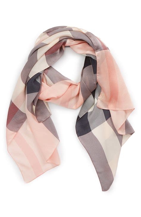 Fill a basin with <= lukewarm water 30℃/86℉ is the ideal. Pin by Kathy Jean on Burberry! | Silk scarf outfit ...