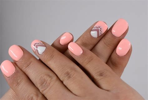Nagelpuder: Was kann der Beauty-Trend aus den USA? - Sine-Sine