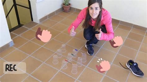 Juego paradogico en educación física es cuando se juega en equipo pero a la vez el compañero, también es rival, ya que es evaluado por su desempeño individual, y en equipo, podemos encontrarnos con diferentes deportes que lo relejan estos son: Educación Física en casa: Reto 17: coordinación y ...