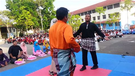 Sejarah sultan mansur syah dan anaknya yang sebenarnya!! Gimik Majlis Watikah Pengawas SMK Sultan Mansor 2015 - YouTube