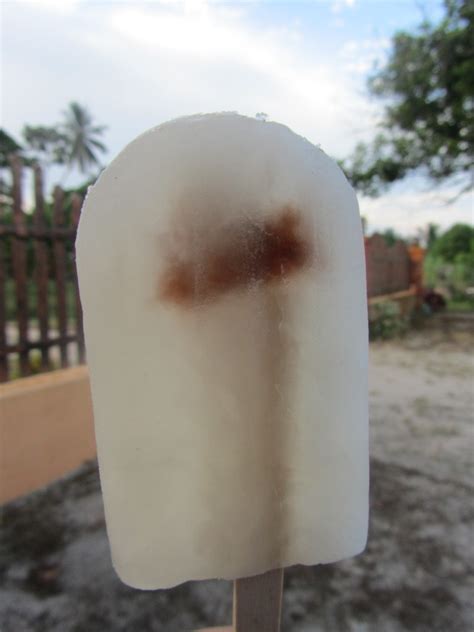 Kalau dpt kt kite entah berapa ketul blh abis. -: Nostalgia zaman kanak-kanak. Aiskrim asam boi.