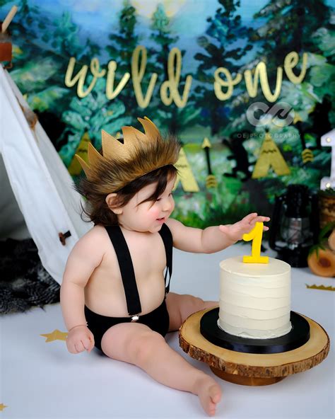 Check out my website for all information and pricing at my london studio. cake smash - OE Photography