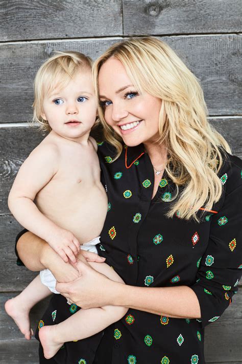 Emma lee bunton was born on the 21st january 1976 in finchley, north london to parents pauline, a karate instructor, and trevor, a milkman. Kit & Kin Eco Disposable Nappies - Junior - Size 5 - Pack ...