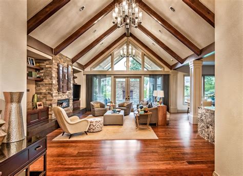 Drawing the eye upward to create a sense of volume and spaciousness, vaulted ceilings add drama to otherwise ordinary rooms. 7 Living Rooms with Vaulted Ceilings | Art of the Home