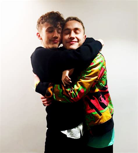 Olly alexander 's happy places is inside his head. #TroySivan #OllyAlexander (con imágenes) | Gente guapa ...