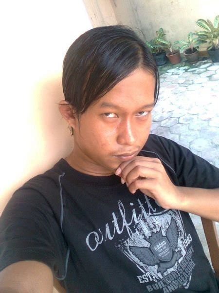 Kamu Pasti Pernah Alay Kaya Gini Kan di Facebook? Hayoo Ngaku!