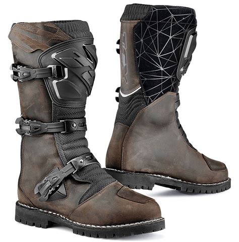 I live in a very different climate. Διάμεσος σεφ Ελευση adventure motorcycle boots corozal vs ...