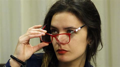 We did not find results for: "El placer de la democracia": Camila Vallejo ironiza con ...