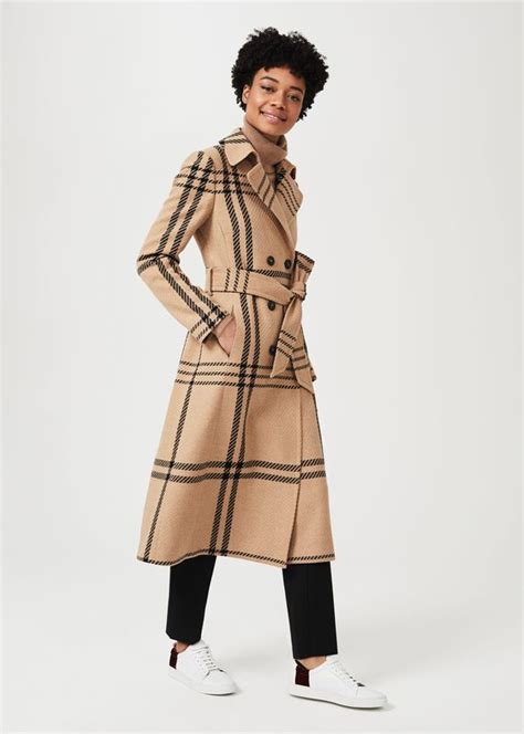 The camel coat fur collar. Women's Coats | Trenches, Tailored, Wool & Faux Fur Coats ...