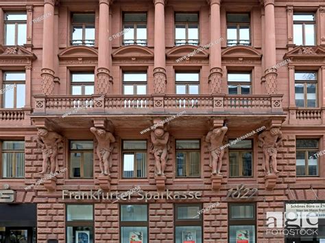 Who can do largely without the services of a bank branch office is generally better served with an account opening through the 1822direkt. storefront of the building office of Frankfurt savings ...