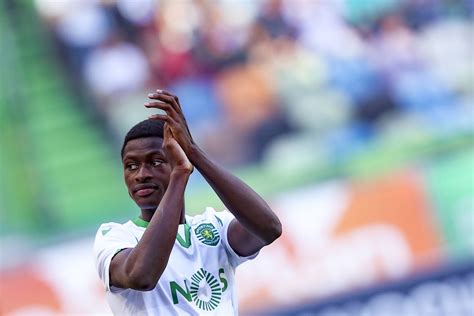 In the current club sporting cp played 2 seasons, during this time he. Mercato : Ce jeune défenseur portugais nouvelle cible de ...