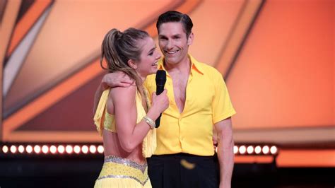Valentina victoria pahde ist die tochter eines deutschen und einer kroatin und wurde valentina pahde in film und fernsehen: "Unerwünscht gefühlt": Christian über "Let's Dance"-Aus ...