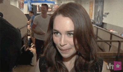All of the gifs below the read more are small to medium as well as high quality. Emilia Clarke's Eyebrows (12 gifs)