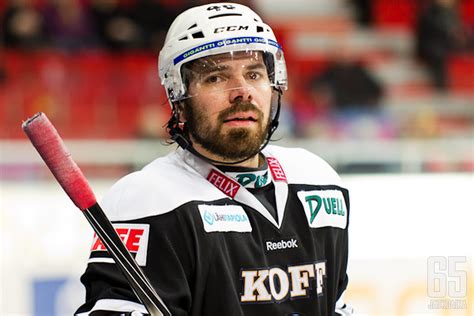 Hannu Pikkarainen lähtee KHL-seurastaan - KHL - 01.11.2013 - Uutiset - Jatkoaika.com - Kaikki ...