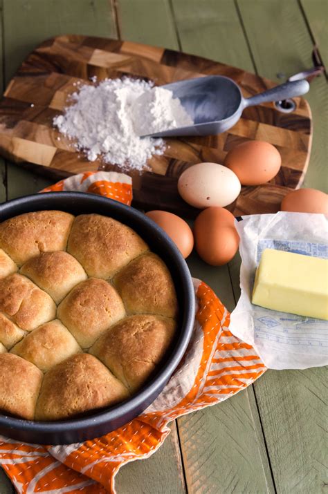 Correspondent luke burbank asked, what do people say when they come up to you? come on! moore said. Try Pull-Apart Dinner Rolls from Bob's Red Mill. Visit ...