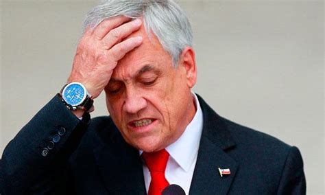 El presidente de chile, sebastián piñera ha declarado el estado de excepción en santiago de chile en la madrugada de este sábado tras una impactante explosión de violencia que conv. Hermógenes Pérez de Arce despedaza a Piñera y lo califica ...