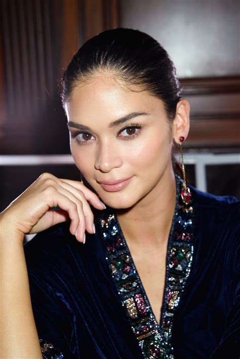 I have a vision of light and sound. Pia Wurtzbach