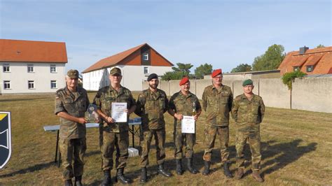 Nun hatte die linke es mit einer zuspitzung versucht, die auf die mangelnde repräsentanz ostdeutscher in führungspositionen abzielte. Sachsen-Anhalt Pokal 2019 - Reservistenverband