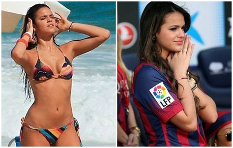 In the game fifa 21 his overall rating is 80. Neymar's girlfriend in Barca jersey and in bikini !! WOW ...