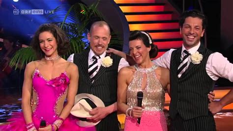 Neben einem monatlichen gehalt von 2.600 euro. Dancing Stars 15.04.2016 Mambo Sabine Petzl & Thomas Kraml ...