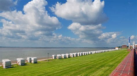 Die westliche wie auch südliche seite wurden durch ähnlich gestaltete pfeilergiebel betont. Wilhelmshaven, Südstrand | antje whv | Flickr