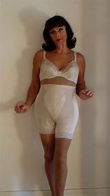 Busty milf in a bra panties and lacy stockings. vintage Sears panty girdle | and Bali Lace Desire bra | Flickr