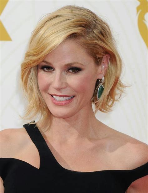 A clare bowen short haircut is of course much more practical than long hair. Julie Bowen | Short hair styles, Julie bowen hair, Julie bowen