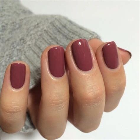 Lucir uas hermosas con diseos encantadores es un buen propsito para el. 10 Colores de esmalte que tienes que conseguir si eres morenita | Uñas de gel, Manicura de uñas ...