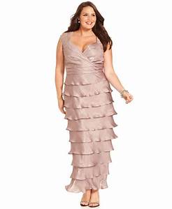  Howard Plus Size Dress Cap Sleeve Lace Tiered Evening Gown