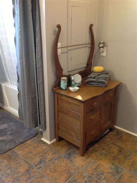 Raising chickens, gardening, canning, decorating and foods. Antique washstand in bathroom. | Antique wash stand, Home ...