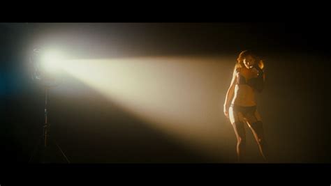 Autumn reeser is a 40 year old american actress. BRIANORNDORF.COM: Blu-ray Review - The Big Bang